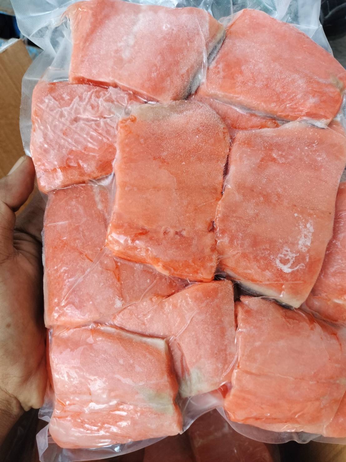 เนื้อแซลม่อนส่วนหาง